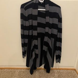 Black and gray striped sweater, long Sleeve and very comfortable